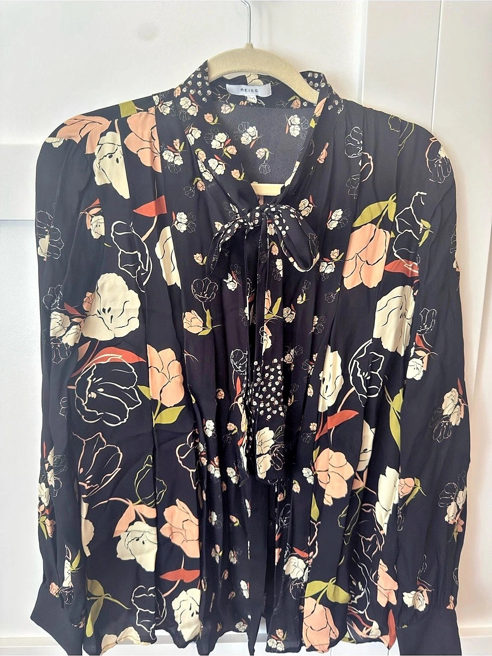 REISS Kennedy Floral-Print Tie-Neck Blouse Black & Peach Sz US 4